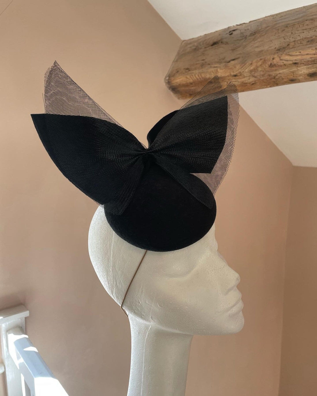 Bespoke Fascinators For Weddings